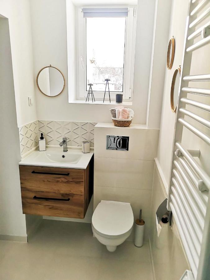 Apartament Celebrity Apartment Lesna Exterior photo